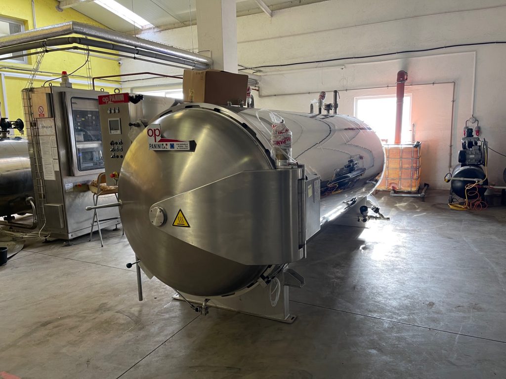 New fully automatic autoclave delivered!