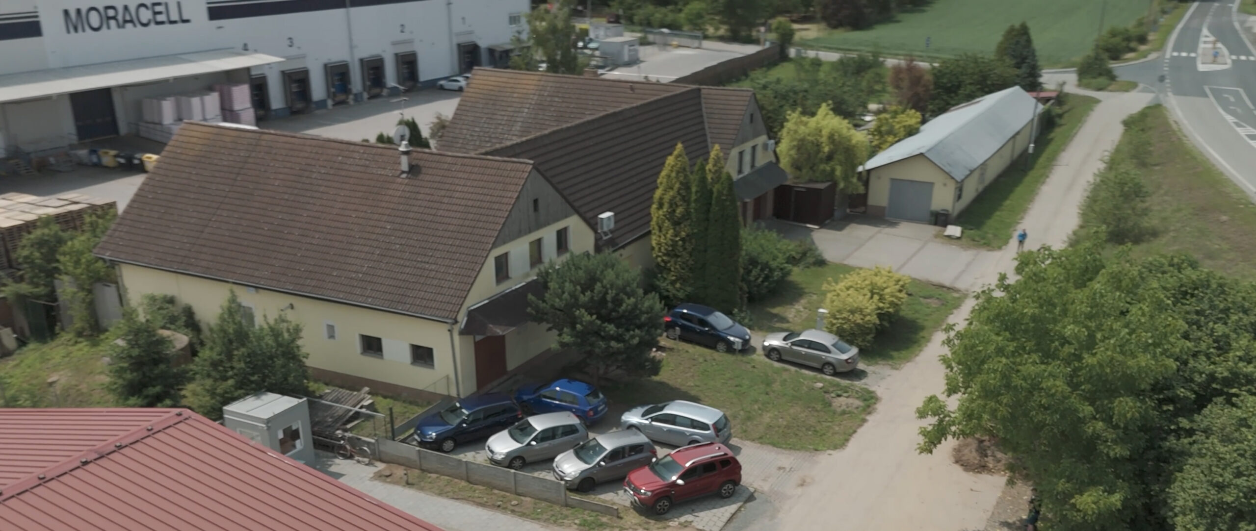Uhradili jsme první část kupní ceny na sousední nemovitosti